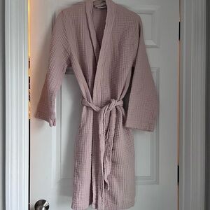 Parachute Pink cloud robe